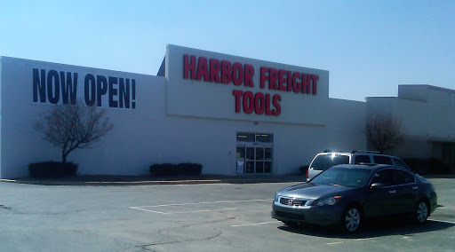 Harbor Freight Tools, 10101 E Washington St, Indianapolis, IN 46229, USA, 