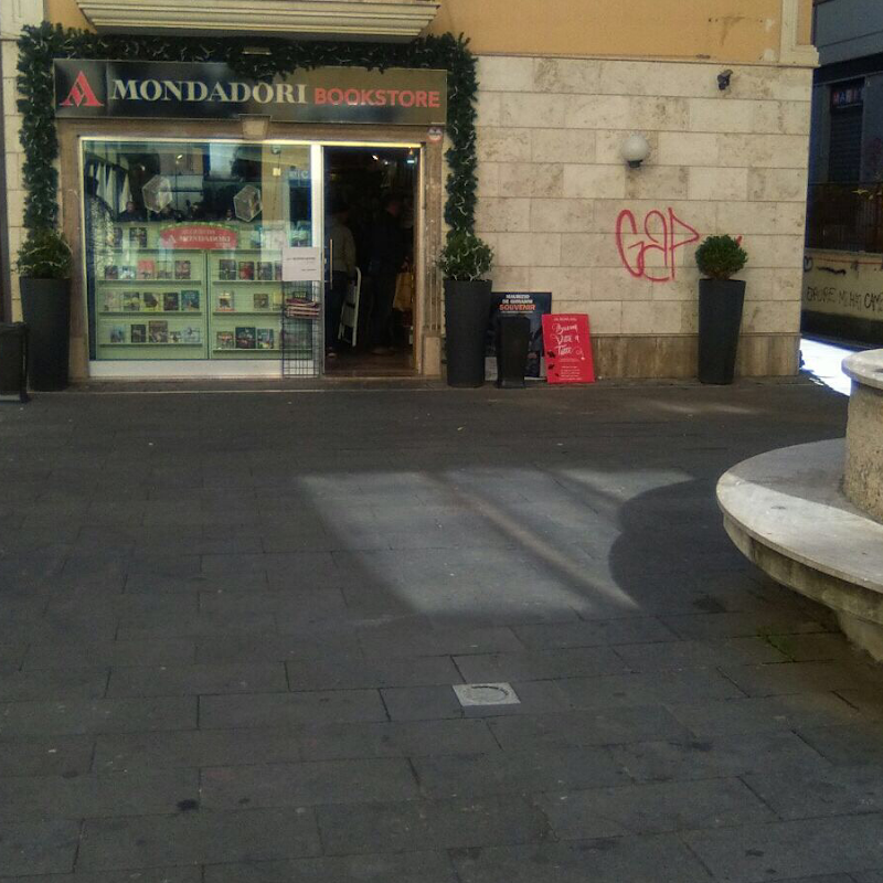 Mondadori Bookstore Avellino