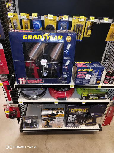 Auto Parts Store «Pep Boys Auto Parts & Service», reviews and photos, 620 N Green Bay Rd, Waukegan, IL 60085, USA