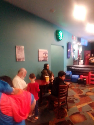 Movie Theater «Teaneck Cinemas», reviews and photos, 503 Cedar Ln, Teaneck, NJ 07666, USA