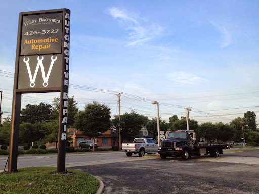 Auto Repair Shop «Wildt Brothers Automotive Repair», reviews and photos, 600 Lyndon Ln, Louisville, KY 40222, USA