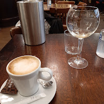Cappuccino du Restaurant français Bistrot Vivienne à Paris - n°6