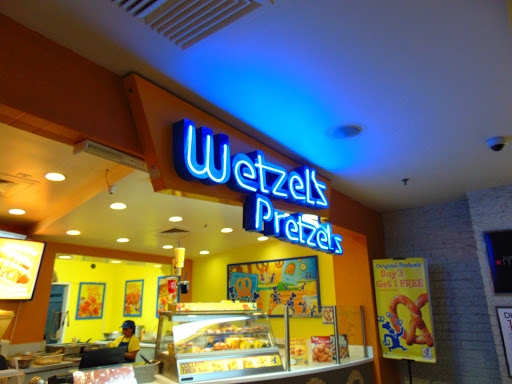 Shopping Mall «Connecticut Post Mall», reviews and photos, 1201 Boston Post Rd, Milford, CT 06460, USA