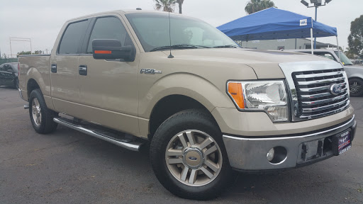 Used Car Dealer «5 Star Auto», reviews and photos, 602 N Harbor Blvd, Santa Ana, CA 92703, USA