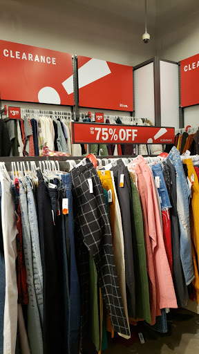 Clothing Store «Old Navy», reviews and photos, 880 Sunrise Hwy, Bay Shore, NY 11706, USA
