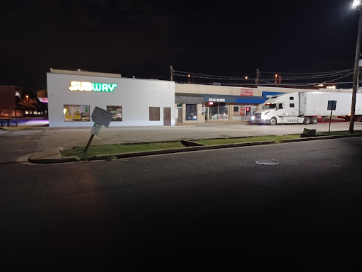 Used Book Store «Book Nook», reviews and photos, 143 Delaware Ave, Glen Burnie, MD 21061, USA