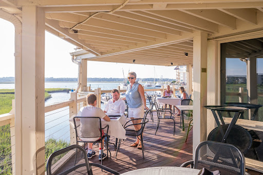 Seafood Restaurant «Gulfstream Café», reviews and photos, 1536 S Waccamaw Dr, Murrells Inlet, SC 29576, USA