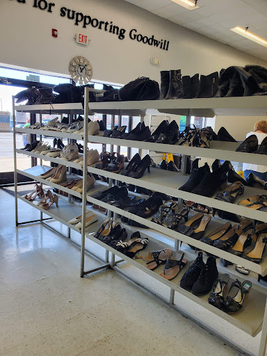 Thrift Store «Goodwill Industries of Middle Tennessee», reviews and photos