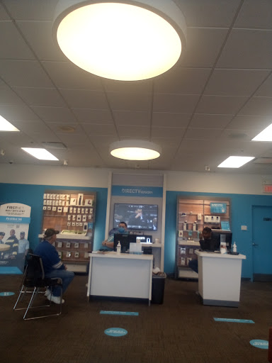Cell Phone Store «AT&T Authorized Retailer», reviews and photos, 509 S L Rogers Wells Blvd Ste A, Glasgow, KY 42141, USA