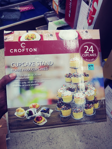 Thrift Store «Village Discount Outlet», reviews and photos, 3500 Cleveland Ave, Columbus, OH 43224, USA