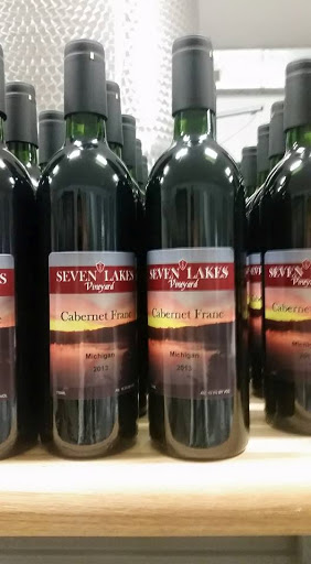 Winery «Seven Lakes Vineyard», reviews and photos, 1111 Tinsman Rd, Fenton, MI 48430, USA