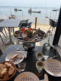 Plats et boissons du Bar-restaurant à huîtres La Dégust' du Grand Coin - Dégustation d'Huîtres à Lège-Cap-Ferret - n°2