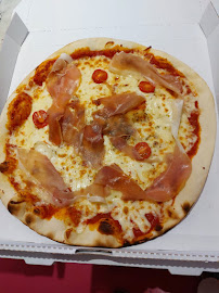 Salami du Pizzeria Pizz'mania à Saint-Malo - n°5