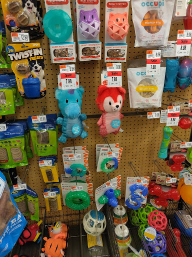 Pet Supply Store «Pet Supplies Plus», reviews and photos, 9 Waukegan Rd, Deerfield, IL 60015, USA