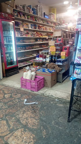 Opinii despre פיצוחי סנהדריה în ירושלים - סופרמרקט
