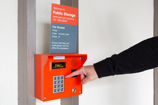 Self-Storage Facility «Public Storage», reviews and photos, 22222 Ventura Blvd, Woodland Hills, CA 91364, USA