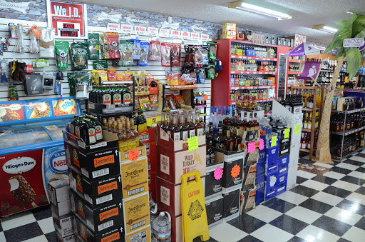 Liquor Store «Barnyard Liquor», reviews and photos, 667 Cedar Grove Rd, Shepherdsville, KY 40165, USA