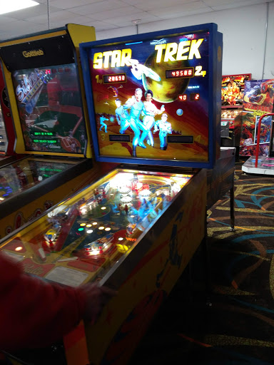 Shopping Mall «Great Valley Shopping Center», reviews and photos, 81 Lancaster Ave, Malvern, PA 19355, USA