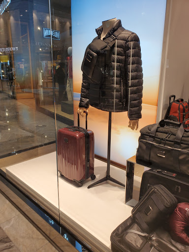 TUMI Store - Hudson Yards