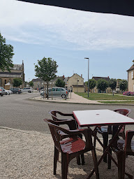 Photo n°1 de Le P’tit Convivial à Neuvy-Grandchamp ()