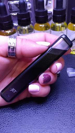 Tobacco Shop «Zig Zag Smoke Shop», reviews and photos, 6732 Hwy 6 # A, Houston, TX 77083, USA