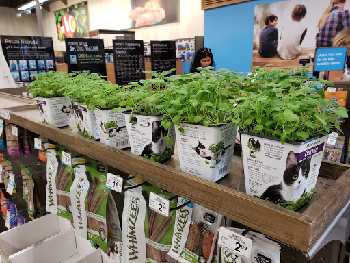 Pet Supply Store «Petco Animal Supplies», reviews and photos, 3495 Sports Arena Blvd, San Diego, CA 92110, USA