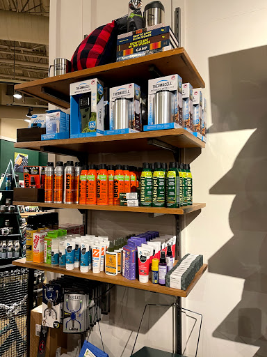 Clothing Store «L.L. Bean», reviews and photos, 75 Evergreen Way, South Windsor, CT 06074, USA