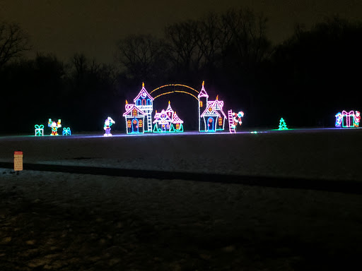 Golf Course «Warren Valley Banquet Ctr», reviews and photos, 26116 W Warren St, Dearborn Heights, MI 48127, USA