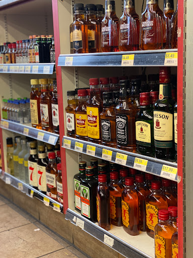 Convenience Store «Quik Stop», reviews and photos, 1510 E Washington St, Petaluma, CA 94954, USA