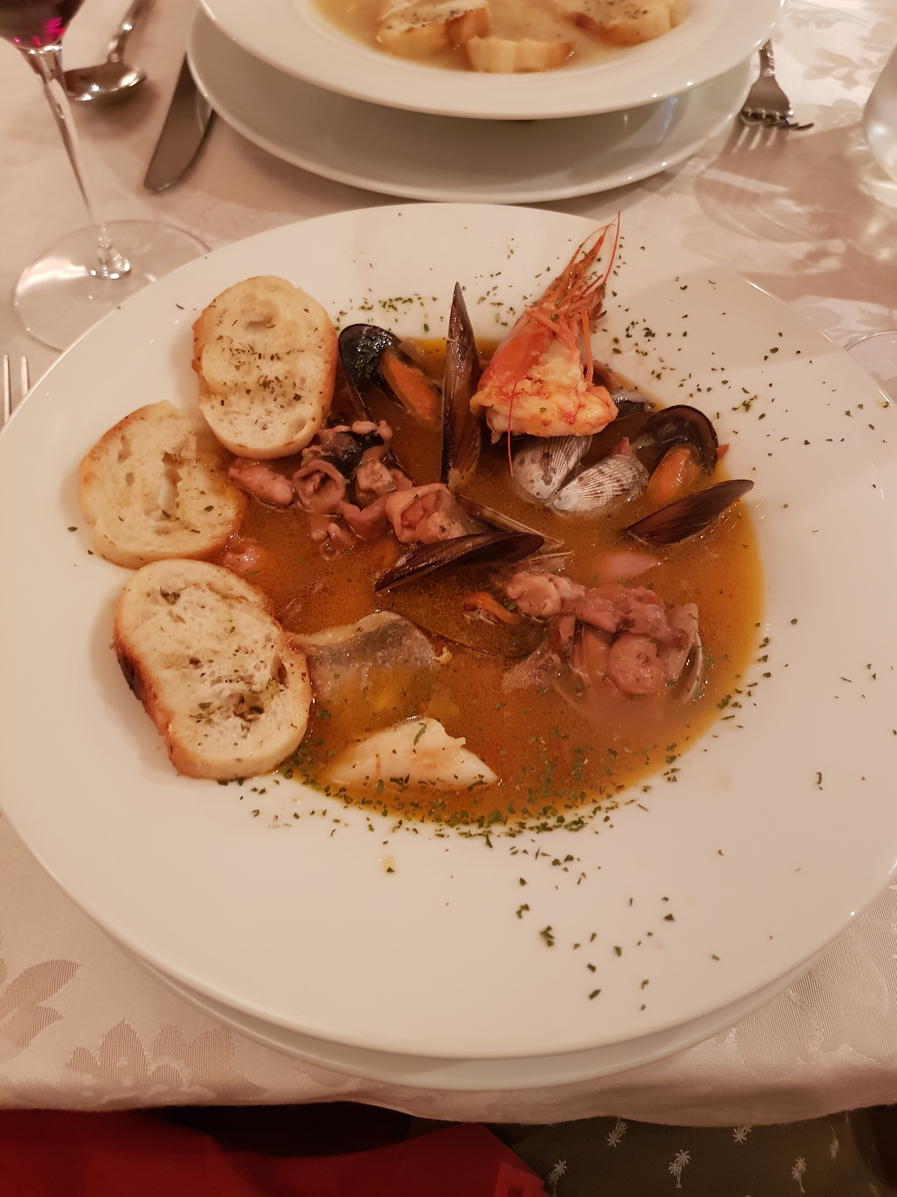 Photo n° 1 de l'avis de Vladimir.a fait le 16/06/2019 à 19:54