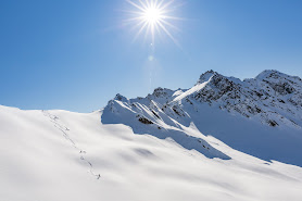 Southern Lakes Heliski