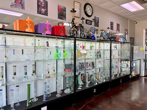 Tobacco Shop «Green Light Smoke Shop», reviews and photos, 466 Rayford Rd #104, Spring, TX 77386, USA