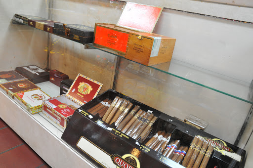 Wine Store «Wine & Brew Emporium Ltd», reviews and photos, 6154 S Sunbury Rd, Westerville, OH 43081, USA