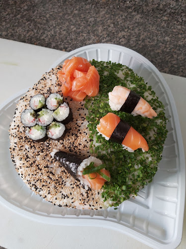 Comentarios y opiniones de Ikura Rolls Sushi