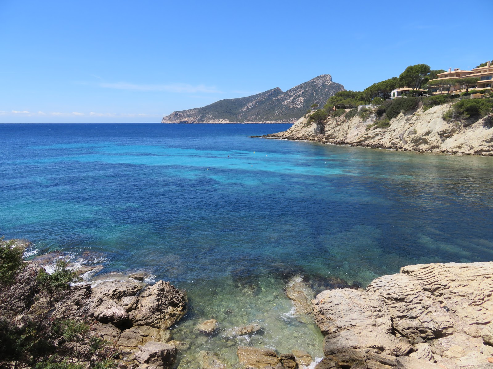 Foto de Playa S'Algar con micro cala