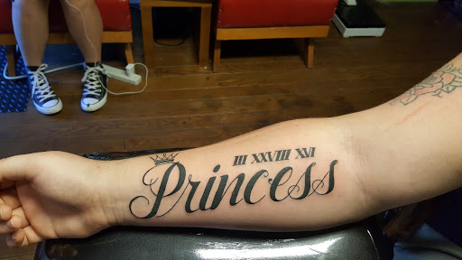 Explore leg tattoos ideas, creative tattoo ideas in Hillsboro, available at MOO MANU TATTOO