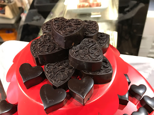 Pet Store «Whisker Bones Supply Co.», reviews and photos, 138 N Main St, Edwardsville, IL 62025, USA