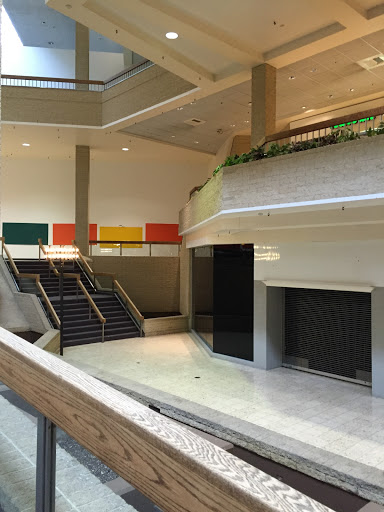 Shopping Mall «Century III Mall», reviews and photos, 3075 Clairton Rd, West Mifflin, PA 15123, USA