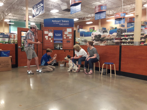Pet Supply Store «PetSmart», reviews and photos, 1285 Johnson Ferry Rd, Marietta, GA 30068, USA