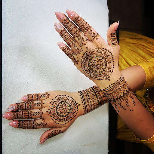 Mehndi designer Stockton