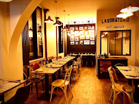 Atmosphère du IAMM IA - Pizzeria Napolitaine à Levallois-Perret - n°1