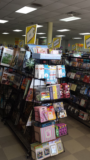 Bargain Books, 80 Danada Square W, Wheaton, IL 60189, USA, 