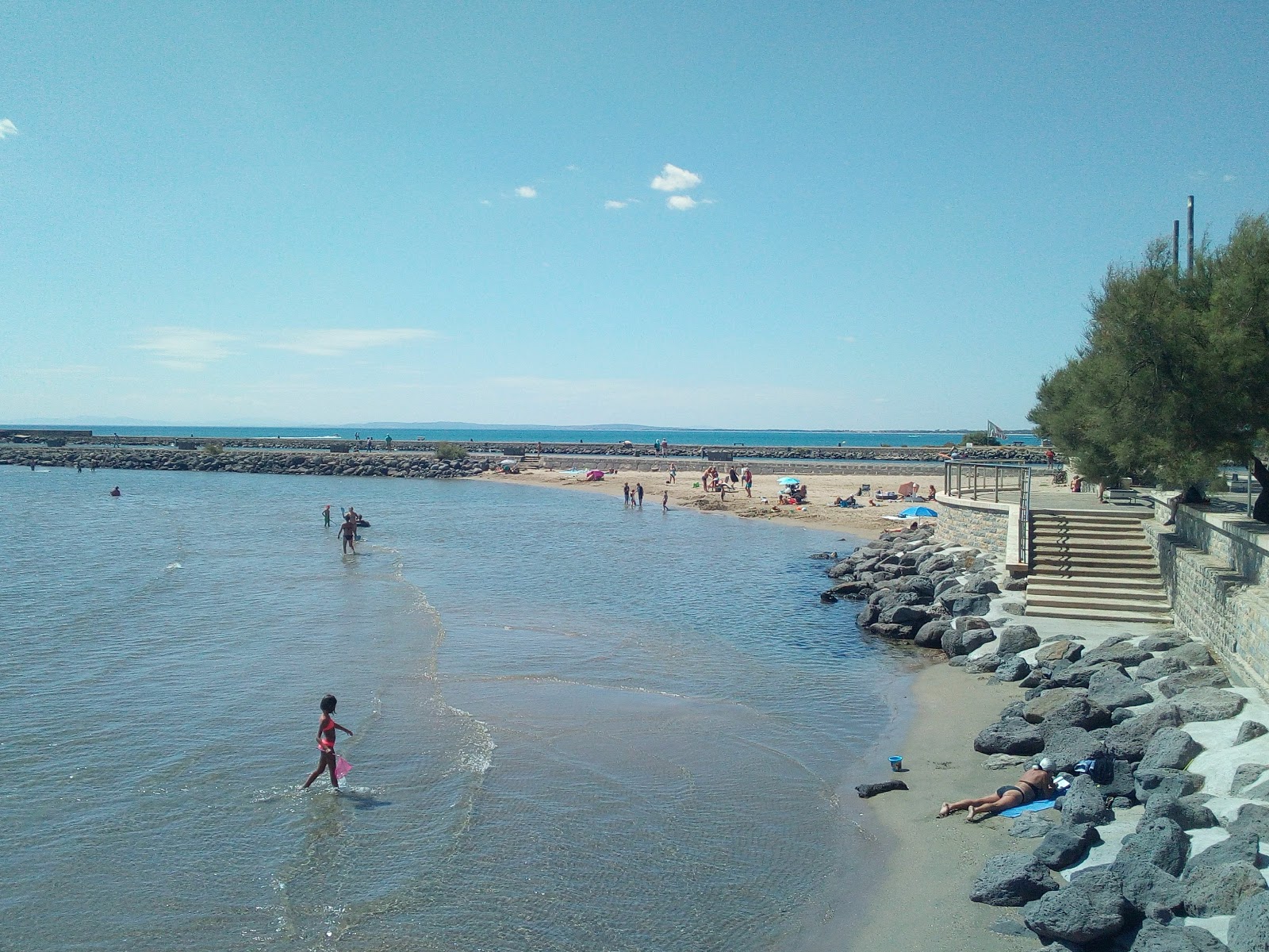 Foto von Plage du Grau d'Agde mit lange, gerade küste