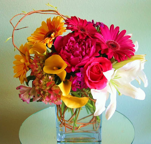 Florist «Flowers By Lynda», reviews and photos, 1005 W Foothill Blvd, Azusa, CA 91702, USA