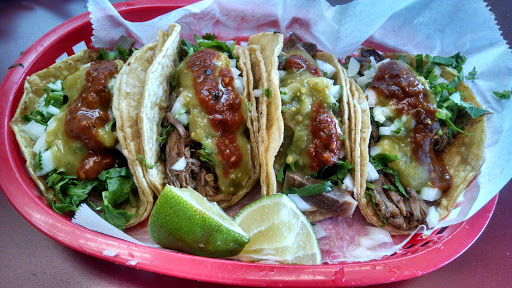 Grocery Store «Super Mercados El Guero», reviews and photos, 850 N Farnsworth Ave, Aurora, IL 60505, USA