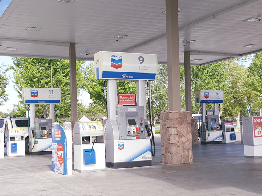 Gas Station «Chevron», reviews and photos, 1111 B St, Marysville, CA 95901, USA