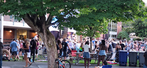 Community Center «Issaquah Community Center», reviews and photos, 301 Rainier Blvd S, Issaquah, WA 98027, USA