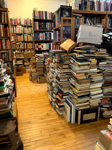 Book Store «Karen Wickliff-Books», reviews and photos, 3527 N High St, Columbus, OH 43214, USA