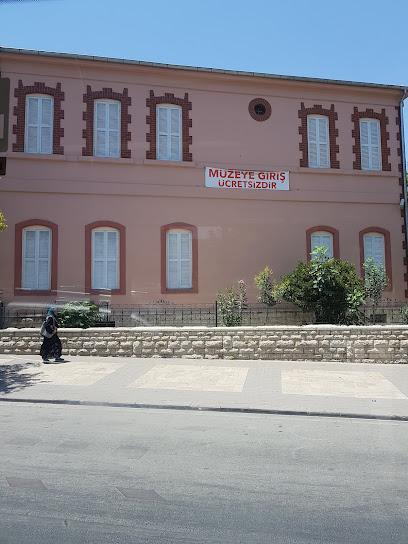 Atatürk Ve Etnografya Müzesi