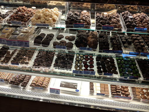 Shopping Mall «The Forum on Peachtree Parkway», reviews and photos, 5155 Peachtree Pkwy, Peachtree Corners, GA 30092, USA